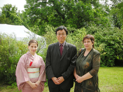 Генеральный консул Японии в Санкт-Петербурге-г-н Кавабата, руководитель чайного клуба 